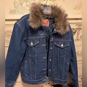 Levi’s jacket detachable fur collar